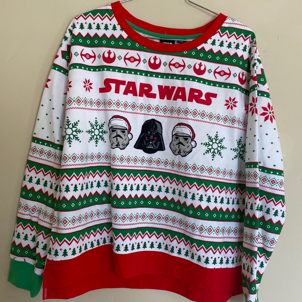 Star Wars Women’s Christmas Top